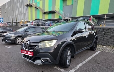 Renault Sandero II рестайлинг, 2019 год, 1 150 000 рублей, 2 фотография