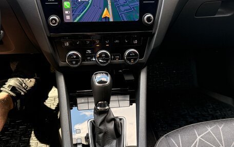 Skoda Octavia, 2018 год, 1 850 000 рублей, 14 фотография