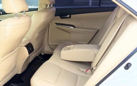 Toyota Camry, 2015 год, 2 090 000 рублей, 7 фотография