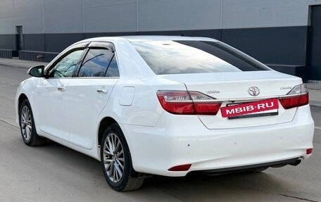 Toyota Camry, 2015 год, 2 090 000 рублей, 2 фотография