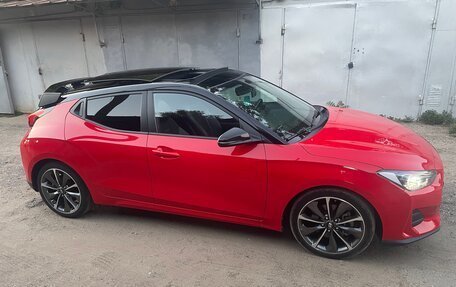 Hyundai Veloster II, 2018 год, 2 100 000 рублей, 2 фотография