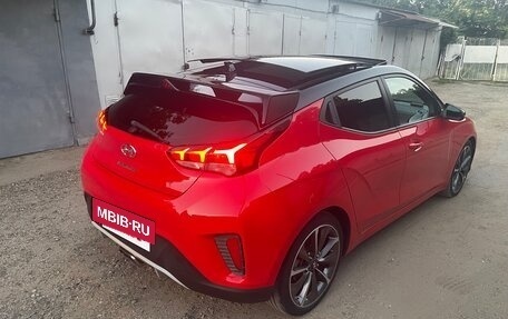 Hyundai Veloster II, 2018 год, 2 100 000 рублей, 3 фотография
