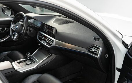BMW 3 серия, 2019 год, 4 199 000 рублей, 17 фотография