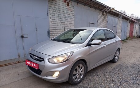 Hyundai Solaris II рестайлинг, 2012 год, 515 000 рублей, 1 фотография