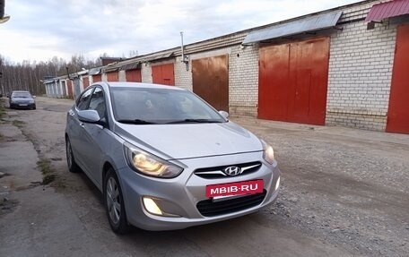 Hyundai Solaris II рестайлинг, 2012 год, 515 000 рублей, 2 фотография