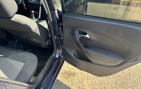 Volkswagen Polo VI (EU Market), 2012 год, 650 000 рублей, 20 фотография