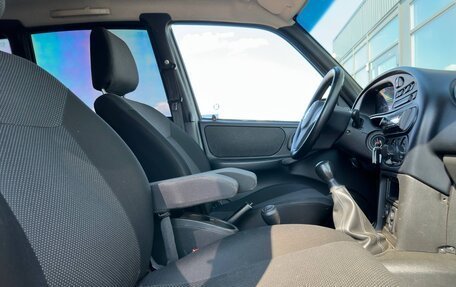Chevrolet Niva I рестайлинг, 2018 год, 827 000 рублей, 7 фотография