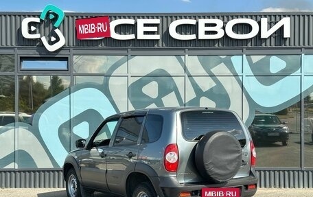 Chevrolet Niva I рестайлинг, 2018 год, 827 000 рублей, 3 фотография