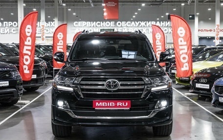 Toyota Land Cruiser 200, 2019 год, 8 700 000 рублей, 3 фотография