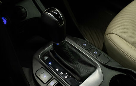 Hyundai Santa Fe III рестайлинг, 2015 год, 2 175 000 рублей, 29 фотография