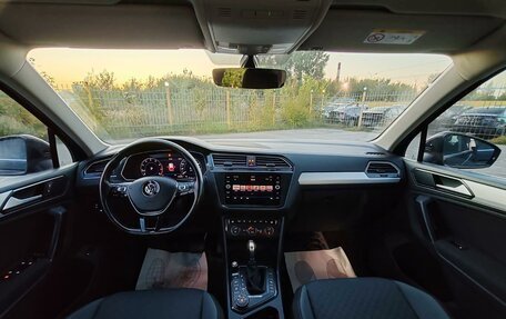 Volkswagen Tiguan II, 2017 год, 1 999 000 рублей, 8 фотография