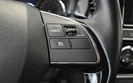 Mitsubishi Outlander III рестайлинг 3, 2019 год, 2 299 000 рублей, 12 фотография
