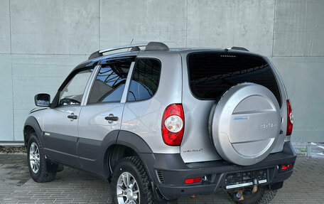 Chevrolet Niva I рестайлинг, 2012 год, 550 000 рублей, 5 фотография