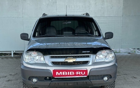 Chevrolet Niva I рестайлинг, 2012 год, 550 000 рублей, 2 фотография