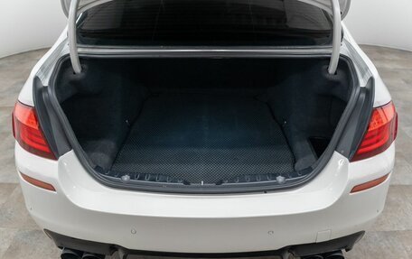 BMW 5 серия, 2012 год, 1 750 000 рублей, 21 фотография