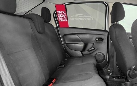Renault Logan II, 2019 год, 580 000 рублей, 15 фотография