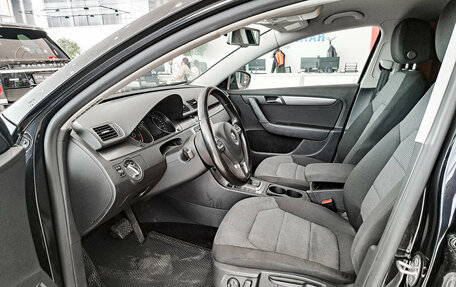 Volkswagen Passat B7, 2011 год, 1 070 000 рублей, 16 фотография