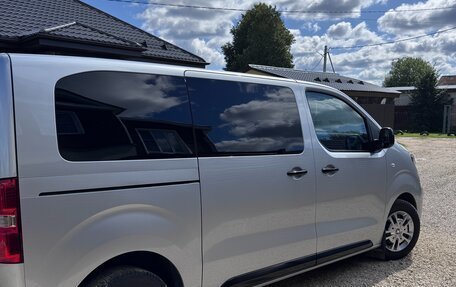 Peugeot Traveller I, 2020 год, 3 300 000 рублей, 4 фотография
