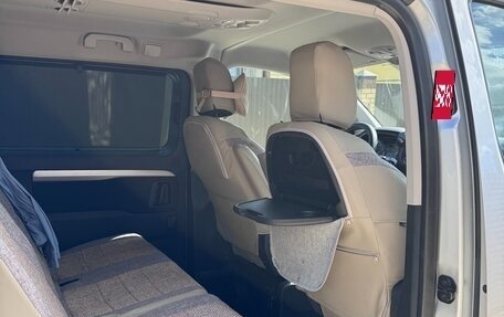 Peugeot Traveller I, 2020 год, 3 300 000 рублей, 5 фотография