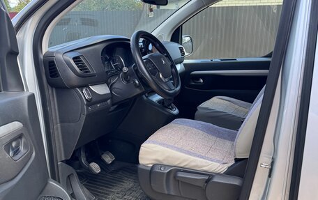 Peugeot Traveller I, 2020 год, 3 300 000 рублей, 19 фотография