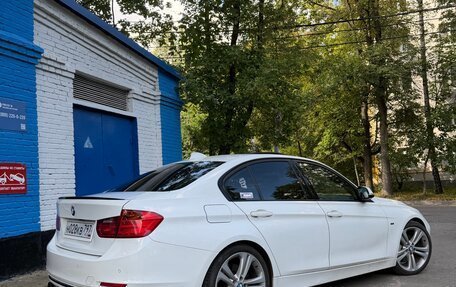 BMW 3 серия, 2011 год, 1 950 000 рублей, 4 фотография