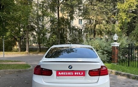 BMW 3 серия, 2011 год, 1 950 000 рублей, 5 фотография