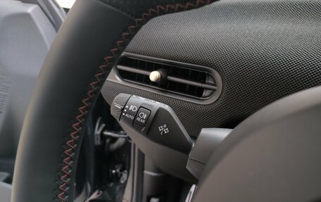 MINI Hatch, 2025 год, 5 750 000 рублей, 38 фотография