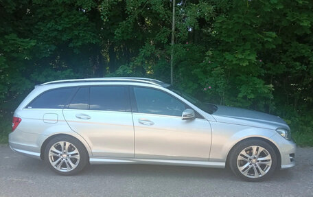 Mercedes-Benz C-Класс, 2013 год, 1 300 000 рублей, 3 фотография
