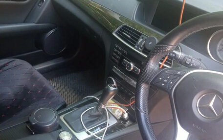 Mercedes-Benz C-Класс, 2013 год, 1 300 000 рублей, 2 фотография