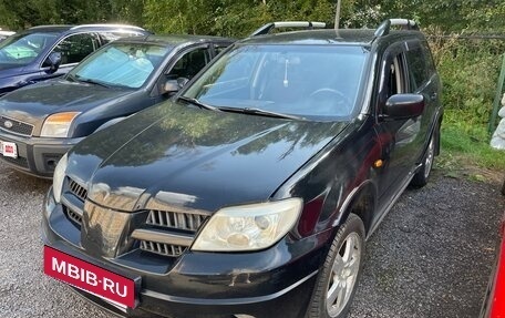 Mitsubishi Outlander III рестайлинг 3, 2005 год, 550 000 рублей, 2 фотография
