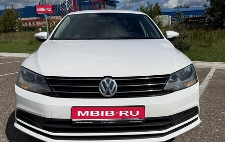 Volkswagen Jetta VI, 2015 год, 950 000 рублей, 1 фотография
