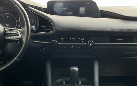 Mazda 3, 2020 год, 2 070 000 рублей, 17 фотография