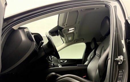 Volvo XC60 II, 2021 год, 3 987 000 рублей, 8 фотография