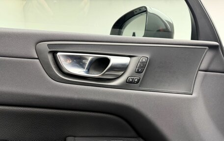Volvo XC60 II, 2021 год, 3 987 000 рублей, 10 фотография