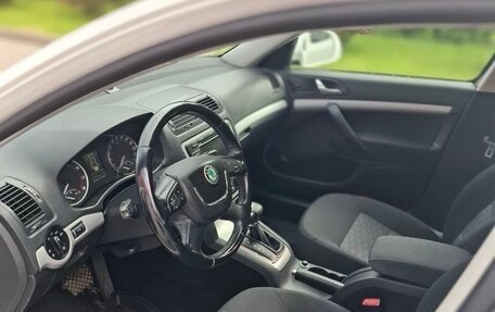 Skoda Octavia, 2012 год, 900 000 рублей, 25 фотография