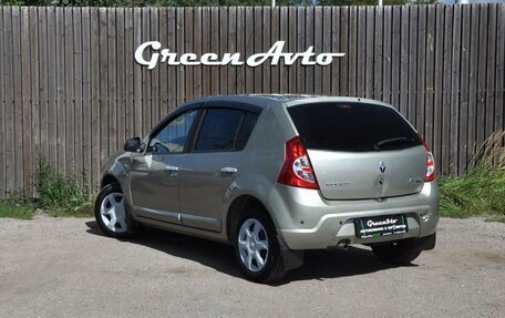 Renault Sandero I, 2012 год, 550 000 рублей, 3 фотография
