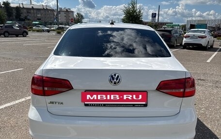 Volkswagen Jetta VI, 2015 год, 950 000 рублей, 4 фотография