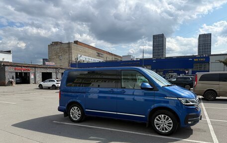 Volkswagen Multivan T6 рестайлинг, 2020 год, 5 500 000 рублей, 2 фотография