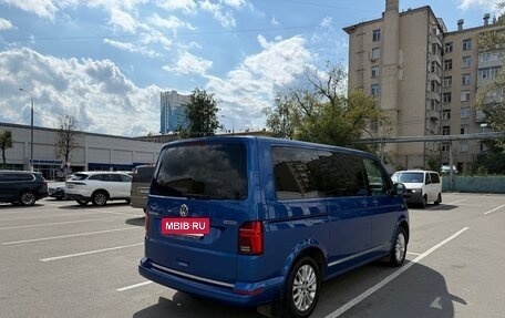 Volkswagen Multivan T6 рестайлинг, 2020 год, 5 500 000 рублей, 3 фотография
