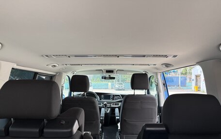 Volkswagen Multivan T6 рестайлинг, 2020 год, 5 500 000 рублей, 15 фотография