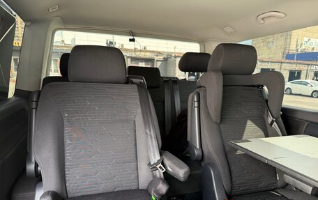 Volkswagen Multivan T6 рестайлинг, 2020 год, 5 500 000 рублей, 18 фотография