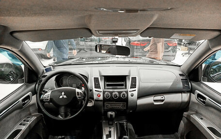 Mitsubishi Pajero Sport II рестайлинг, 2012 год, 1 450 000 рублей, 17 фотография