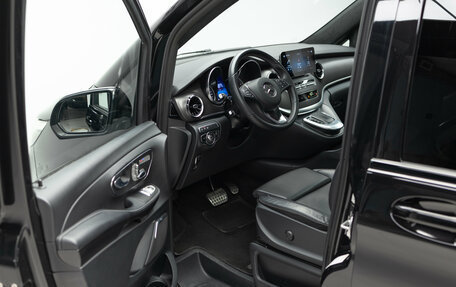 Mercedes-Benz V-Класс, 2023 год, 9 490 000 рублей, 7 фотография