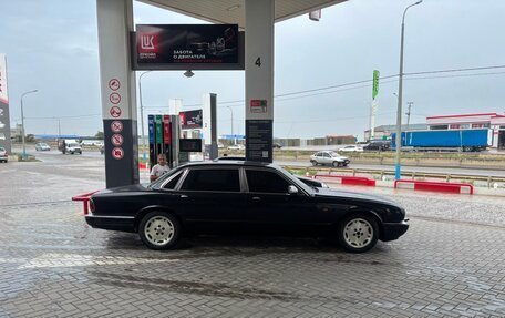 Jaguar XJ III (X350), 1997 год, 1 300 000 рублей, 7 фотография