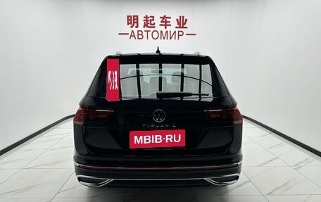 Volkswagen Tiguan II, 2022 год, 2 612 000 рублей, 6 фотография