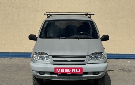 Chevrolet Niva I рестайлинг, 2004 год, 170 000 рублей, 2 фотография