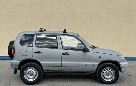 Chevrolet Niva I рестайлинг, 2004 год, 170 000 рублей, 8 фотография