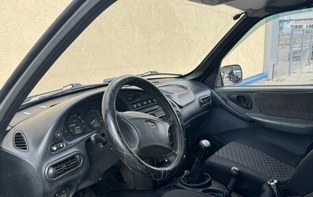 Chevrolet Niva I рестайлинг, 2004 год, 170 000 рублей, 9 фотография