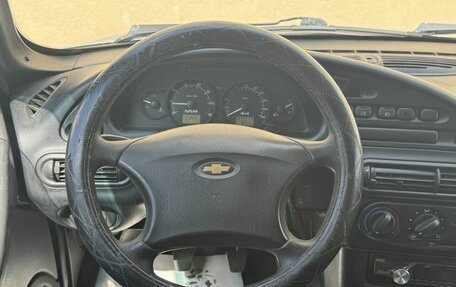 Chevrolet Niva I рестайлинг, 2004 год, 170 000 рублей, 10 фотография
