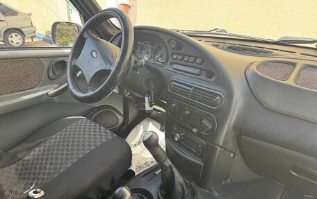 Chevrolet Niva I рестайлинг, 2004 год, 170 000 рублей, 15 фотография